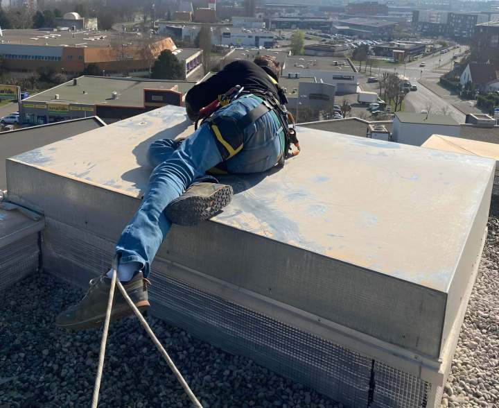 Vérification de trappes de désenfumage Bas-Rhin